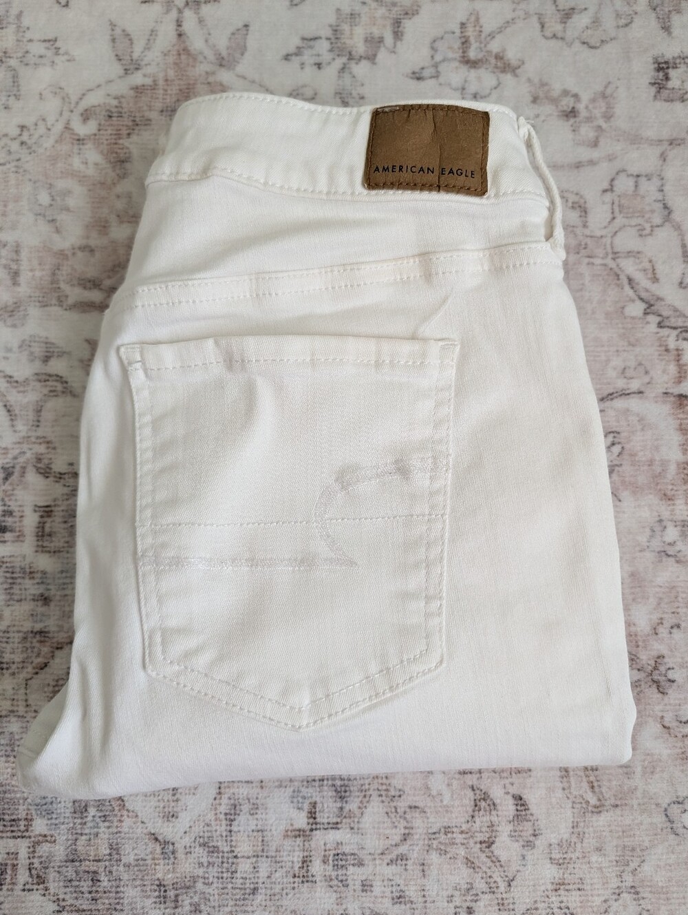 American Eagle White Next Level Stretch Skinny Jeggings Women's Size 10 Short